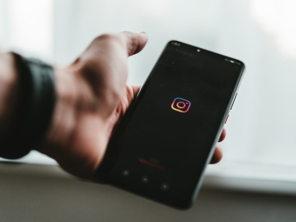 Unlock Profits: Proven Strategies To Generate Revenue Using Instagram Reels