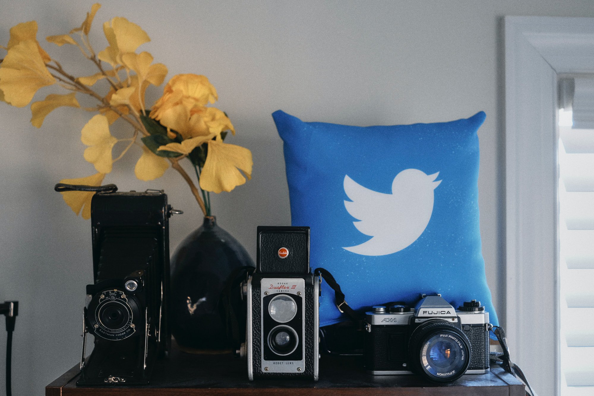Mastering Twitter Trends: 5 Proven Ways to Keep Up with the Latest Buzz